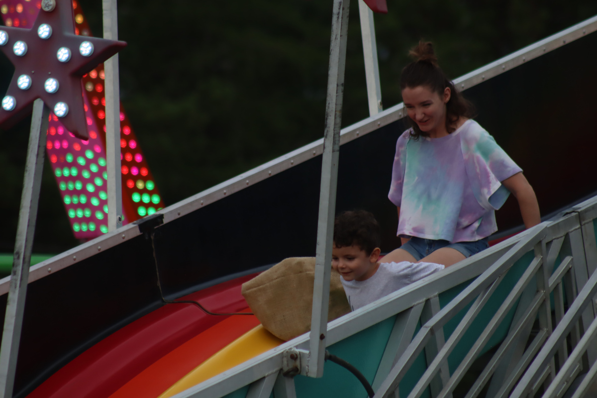 090424 fairnight1 40
