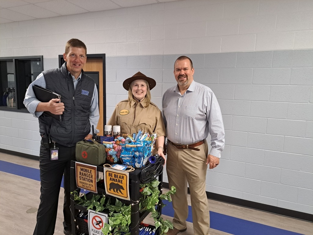 Bremen HS gets sweet donation for Woot Woot Wagon
