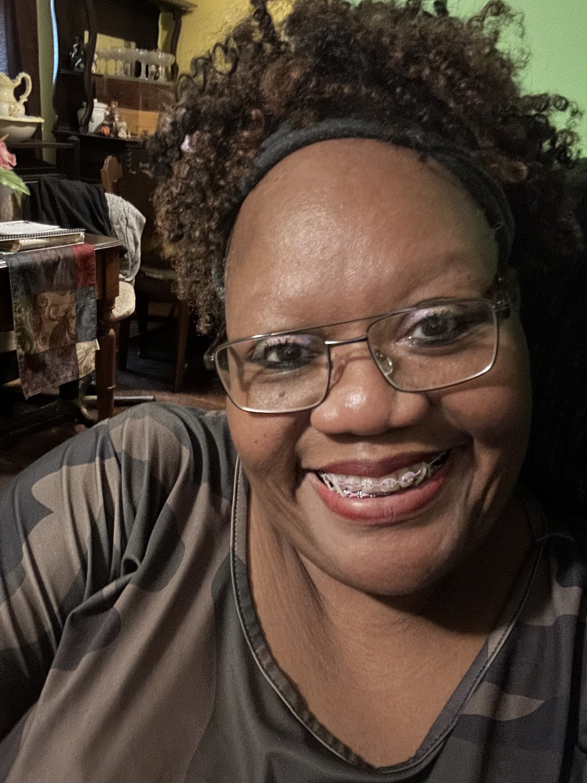 Jefferson’s Restaurant Announce Inaugural “Teacher of the Year” for Rockmart